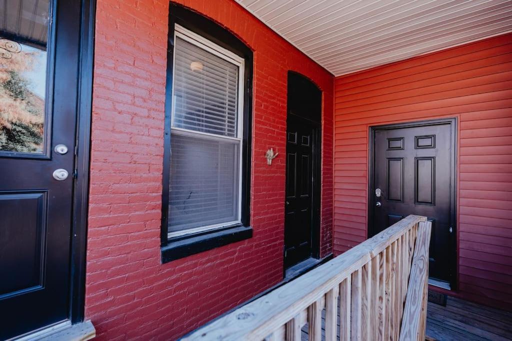 Chic 1Br Balcony & Laundry Soulard Appartement Saint Louis Buitenkant foto